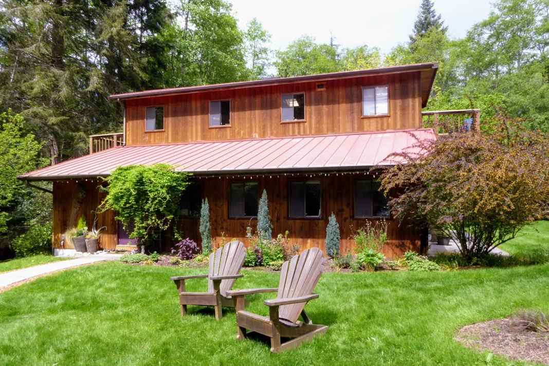 The Yoga Lodge on Whidbey Island in Washington // Head + Heart